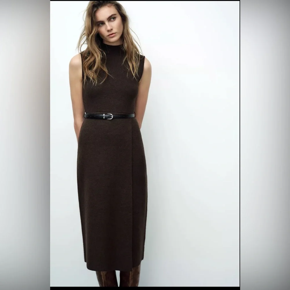 Belted long knit dress - Picture 2 of 10